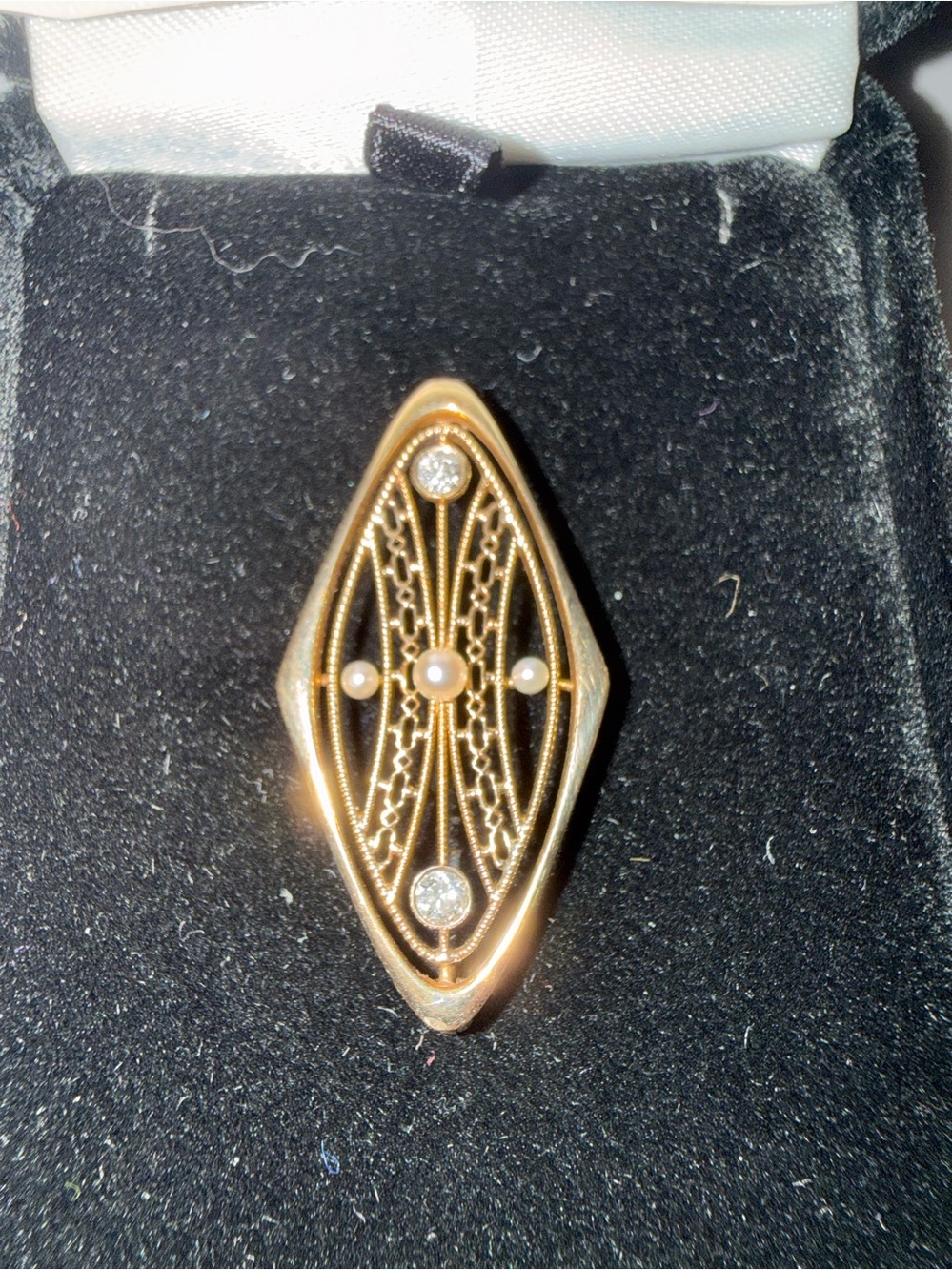 Antique 14K Gold Diamond Seed Pearl Filigree Brooch